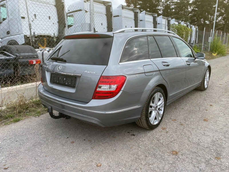 Mercedes-Benz C 250 4 matic FACE Топ състояние Като нова, снимка 4 - Автомобили и джипове - 51781625