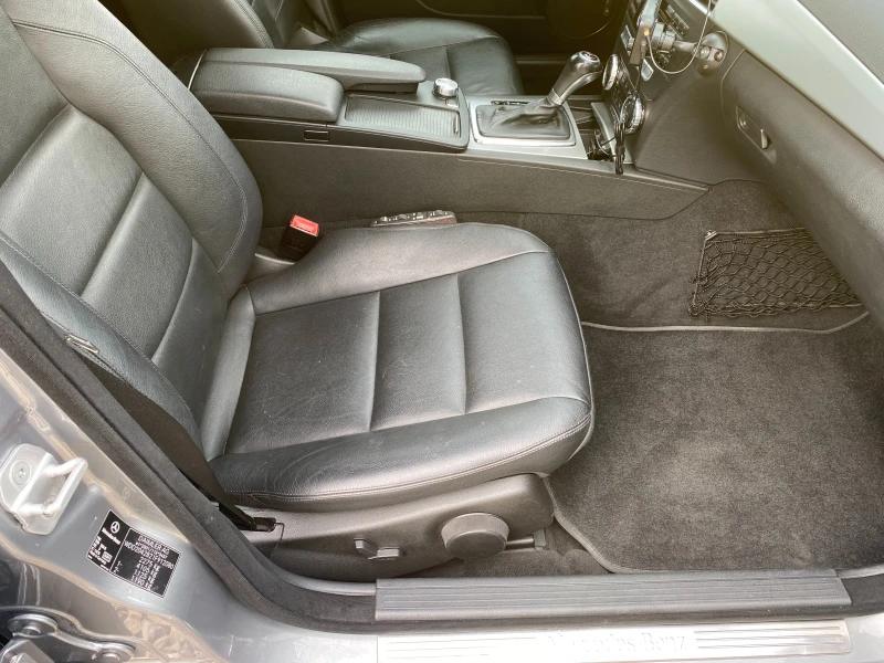 Mercedes-Benz C 250 4 matic FACE Топ състояние Като нова, снимка 8 - Автомобили и джипове - 51781625