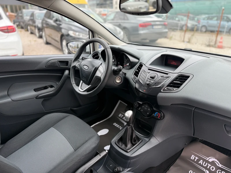 Ford Fiesta 1.25i * * ТОВАРНА* * 130000КМ* * , снимка 11 - Автомобили и джипове - 52391209