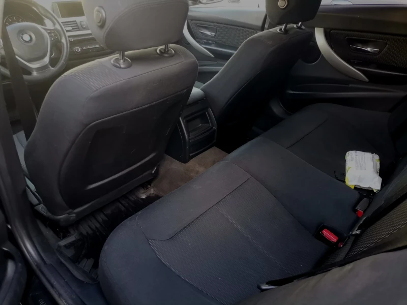 BMW 318 Сменени вериги ; чисто нови зимни гуми, снимка 7 - Автомобили и джипове - 52675381