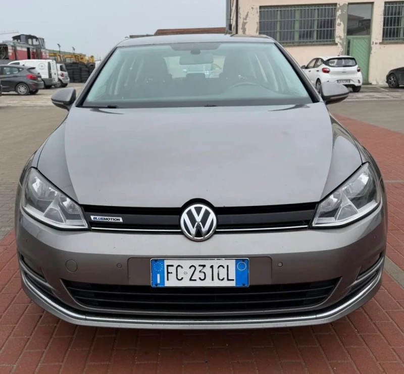 VW Golf Очакван внос, снимка 2 - Автомобили и джипове - 53273282