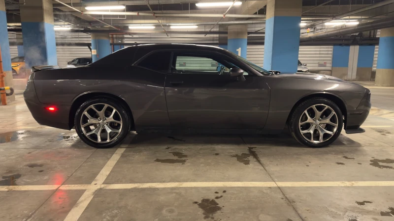Dodge Challenger, снимка 5 - Автомобили и джипове - 53343298