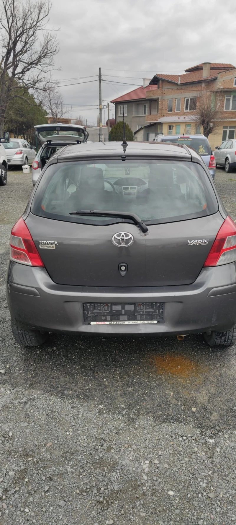 Toyota Yaris Evo 1.0, снимка 7 - Автомобили и джипове - 53565685