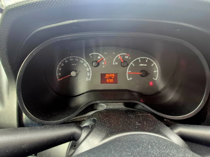 Opel Combo 1.3 CDTI 90kc, снимка 6 - Автомобили и джипове - 53598850
