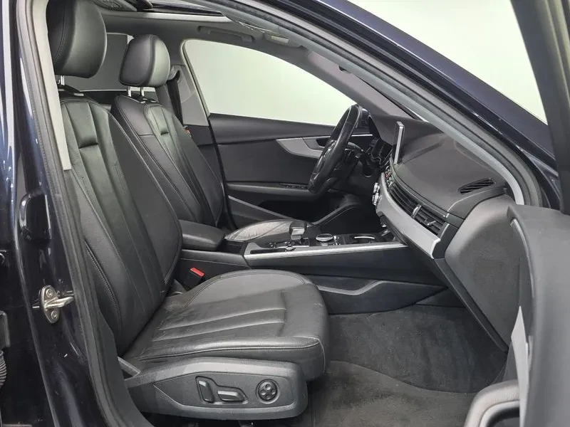 Audi A4 2.0 Tdi, снимка 10 - Автомобили и джипове - 53885256