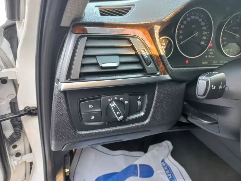 BMW 320 d, снимка 10 - Автомобили и джипове - 55142548