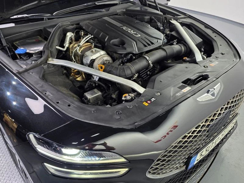 Genesis G70 2.2 Automatic, снимка 17 - Автомобили и джипове - 55598122