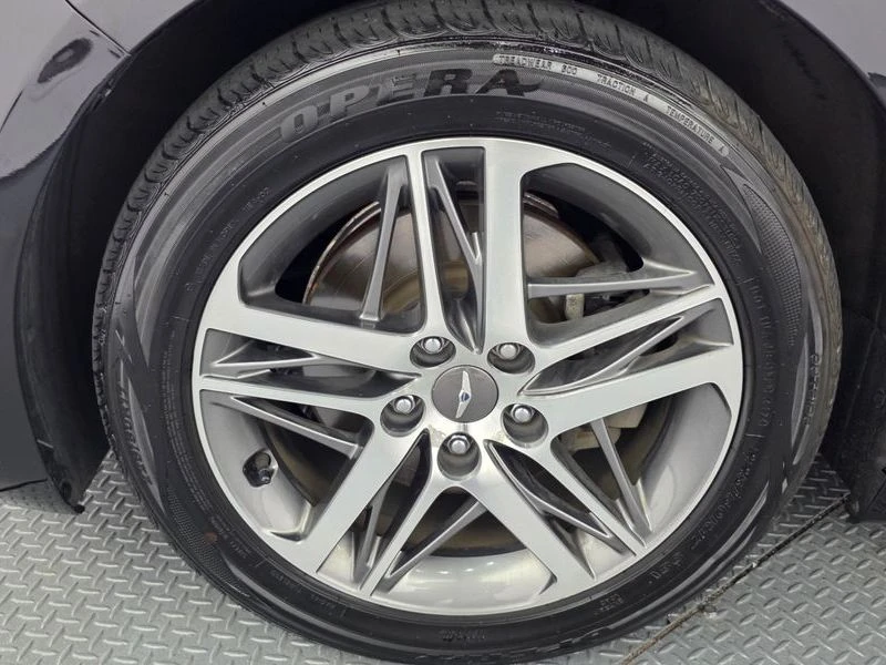 Genesis G70 2.2 Automatic, снимка 5 - Автомобили и джипове - 55598122