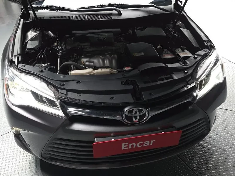 Toyota Camry 2.5XLE, снимка 6 - Автомобили и джипове - 56356606