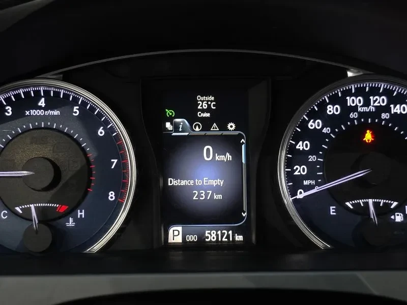 Toyota Camry 2.5XLE, снимка 8 - Автомобили и джипове - 56356606