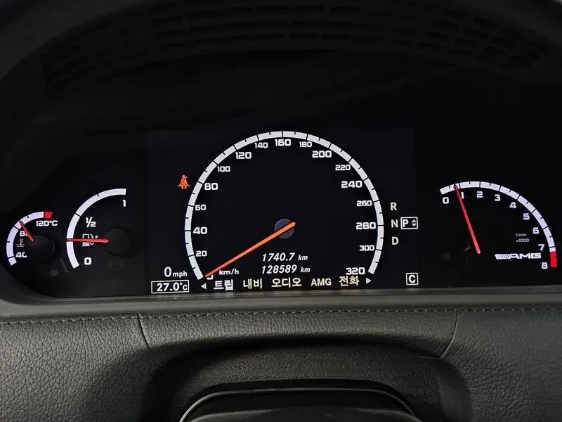 Mercedes-Benz CL 63 AMG, снимка 8 - Автомобили и джипове - 56740224