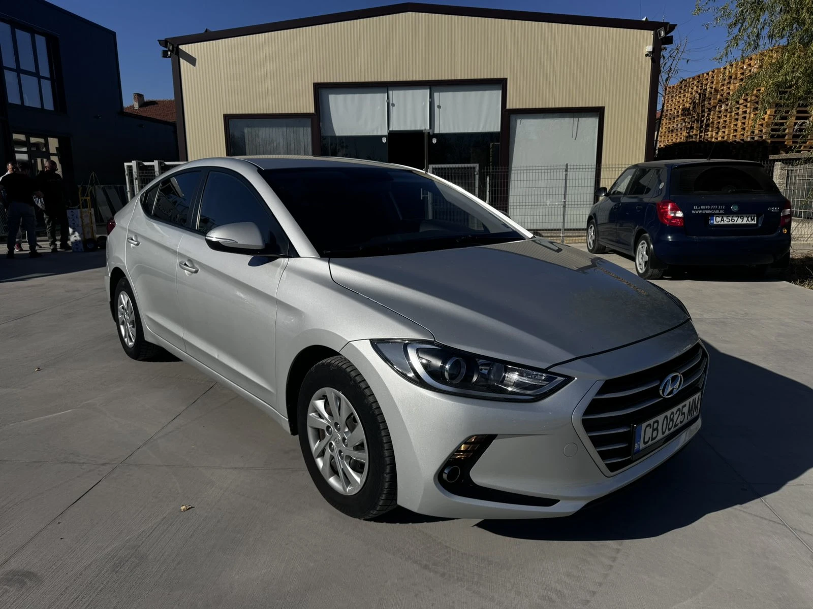 Hyundai Elantra 1.6 CRDi - изображение 8