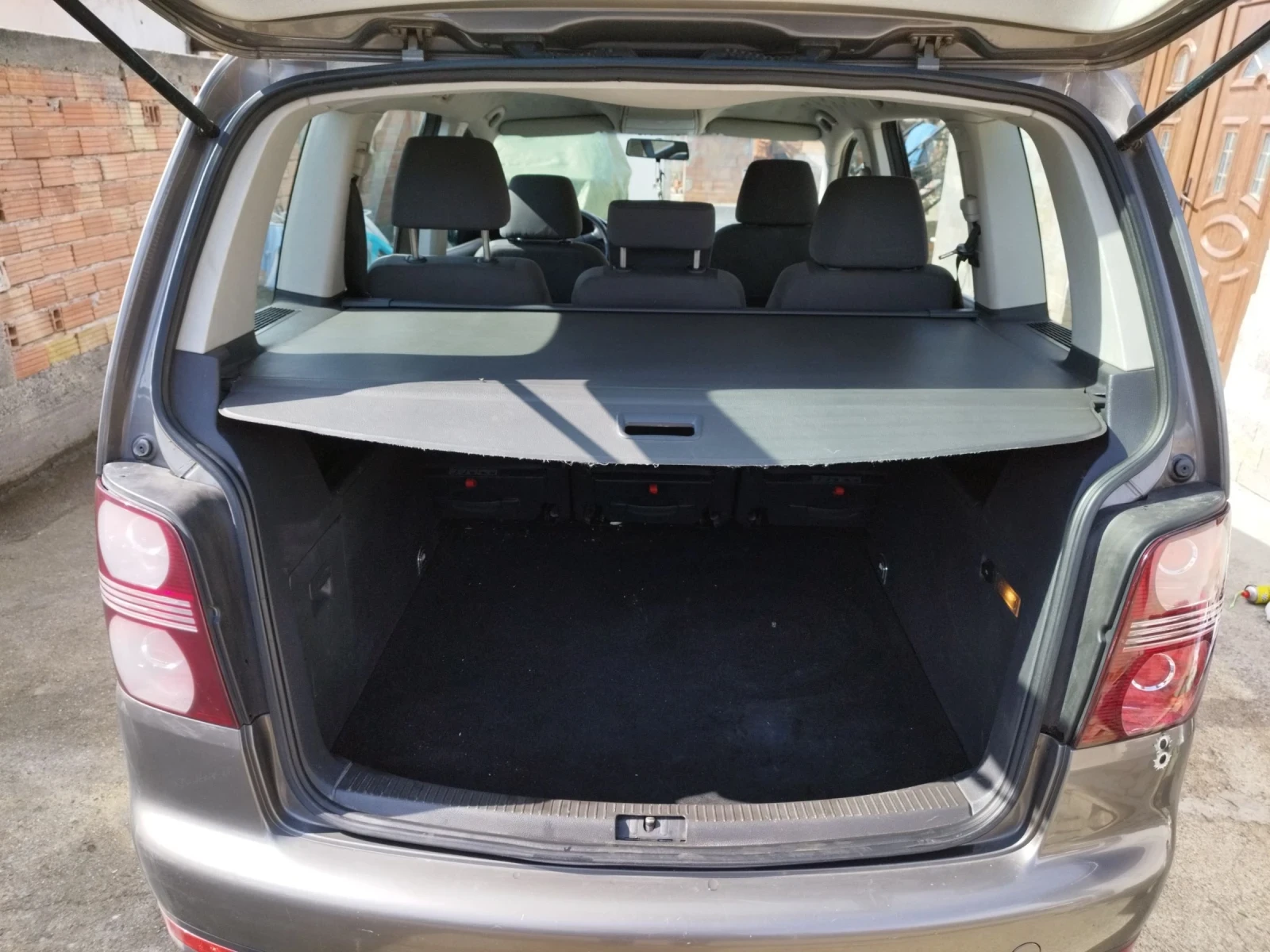 VW Touran Ван - изображение 9