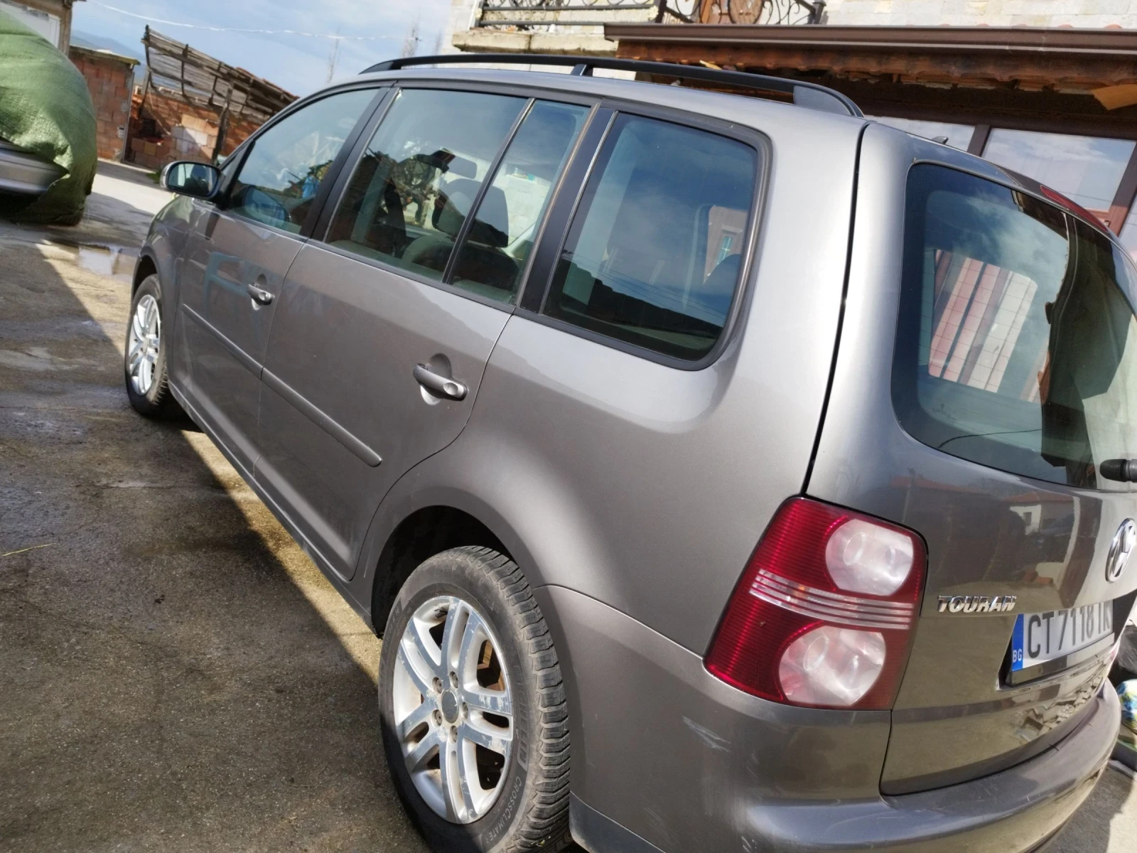 VW Touran Ван - изображение 4