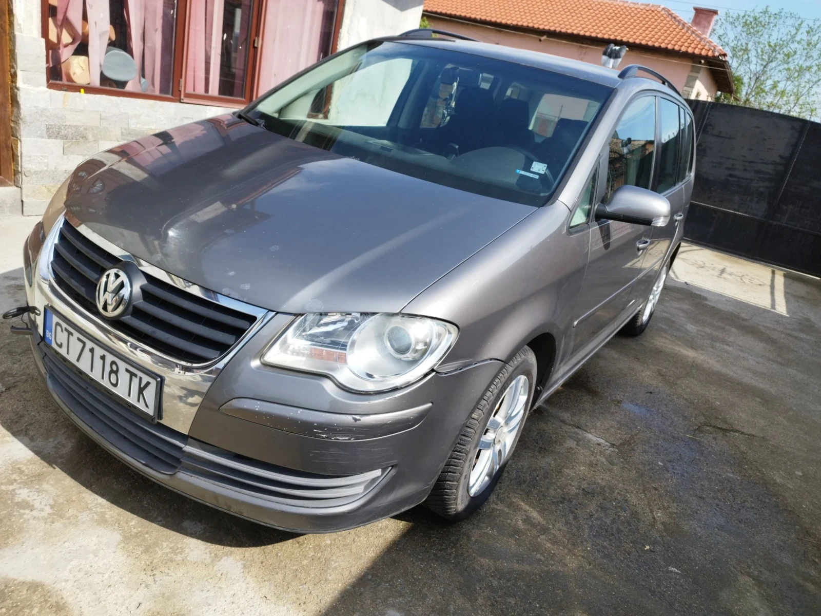 VW Touran Ван - изображение 3