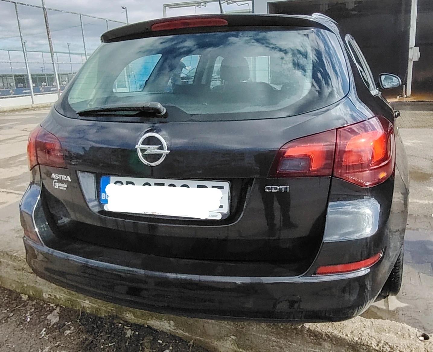 Opel Astra CDTI 1.7 2012 - изображение 2