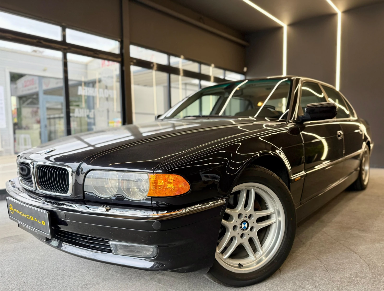 BMW 740 Long* Подгрев* Щори* Лизинг* V8 - изображение 3