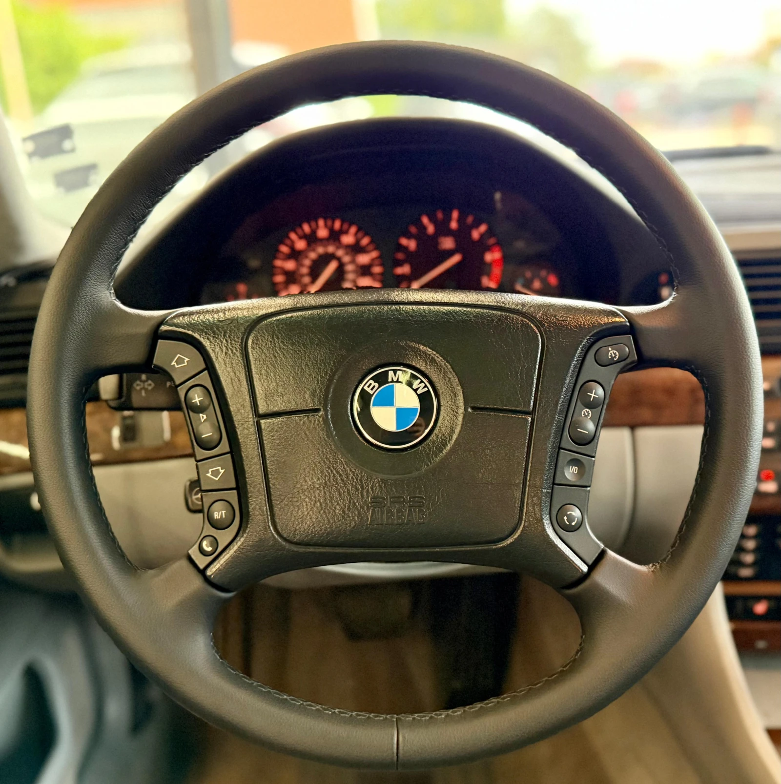 BMW 740 Long* Подгрев* Щори* Лизинг* V8 - изображение 10