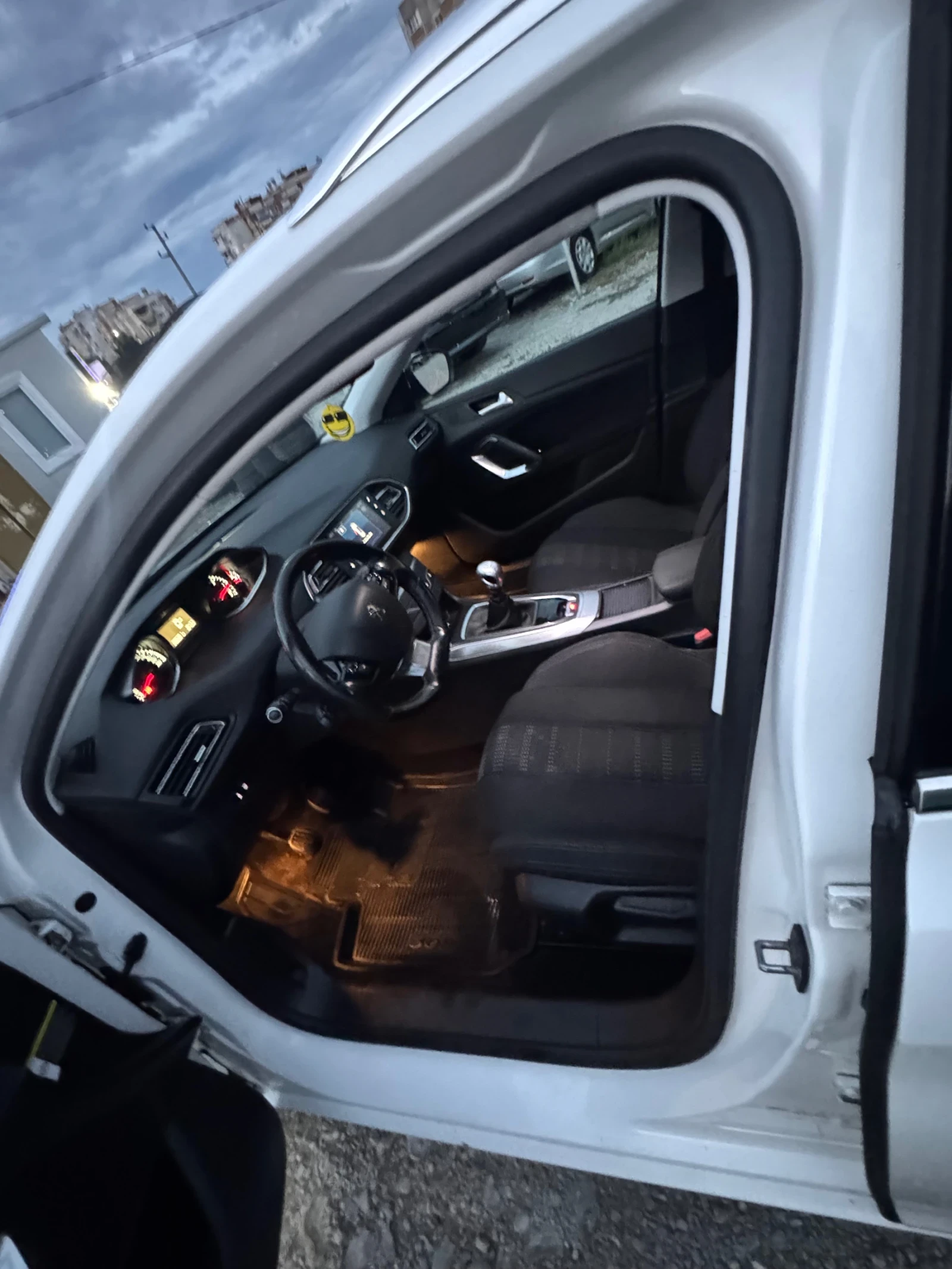 Peugeot 308 1.6HDI Face | Mobile.bg — изображение 11