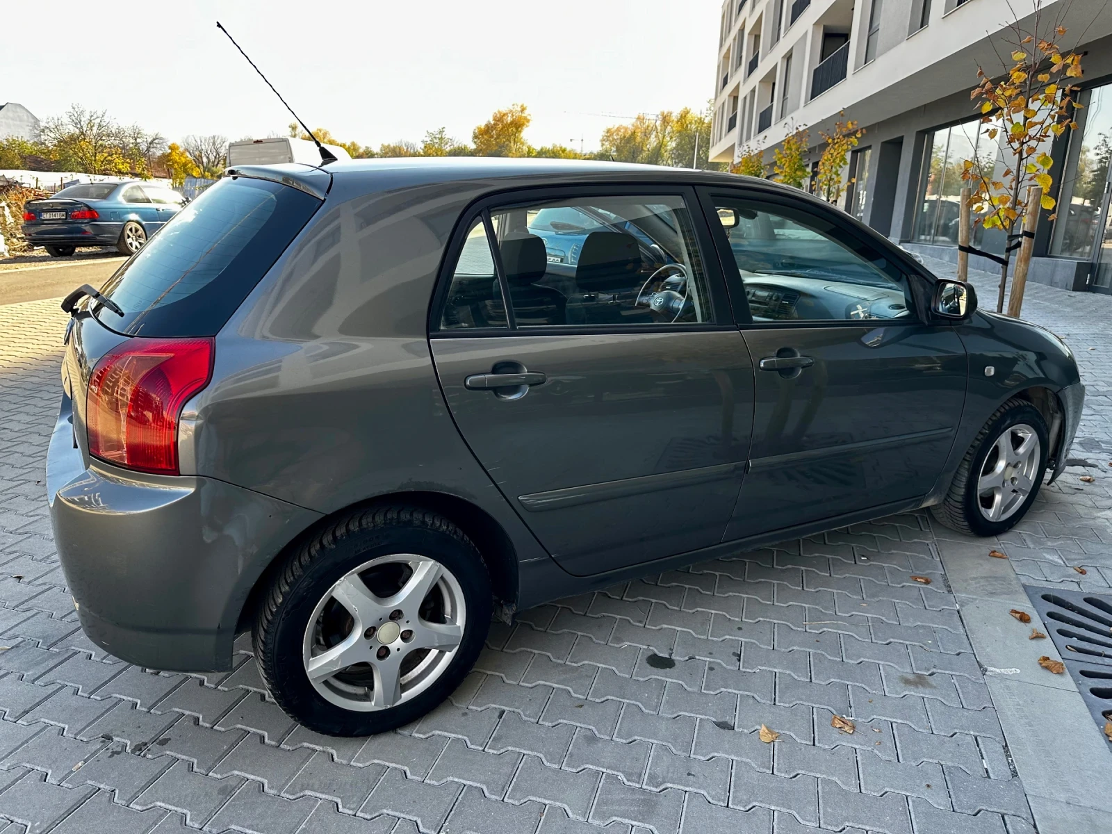 Toyota Corolla    | Mobile.bg   14