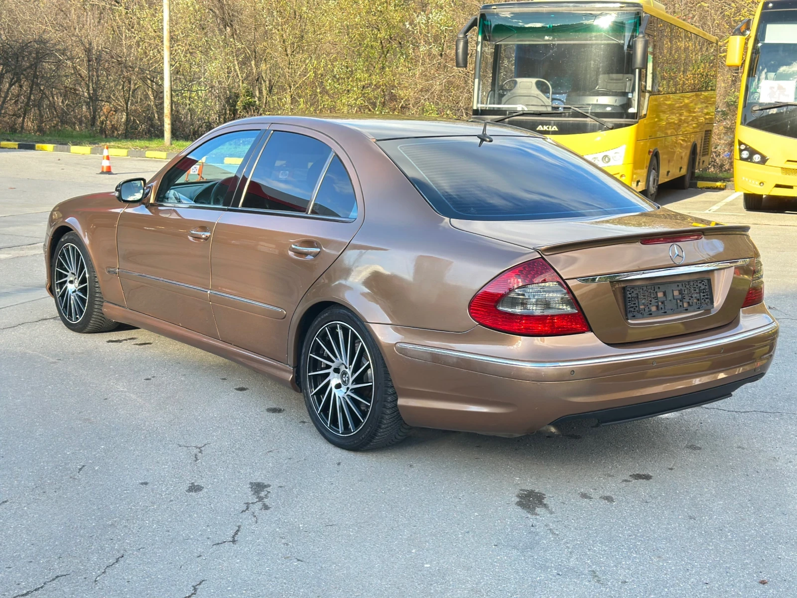 Mercedes-Benz E 320 3.2CDI AMG* Navi* Ksenon - изображение 8