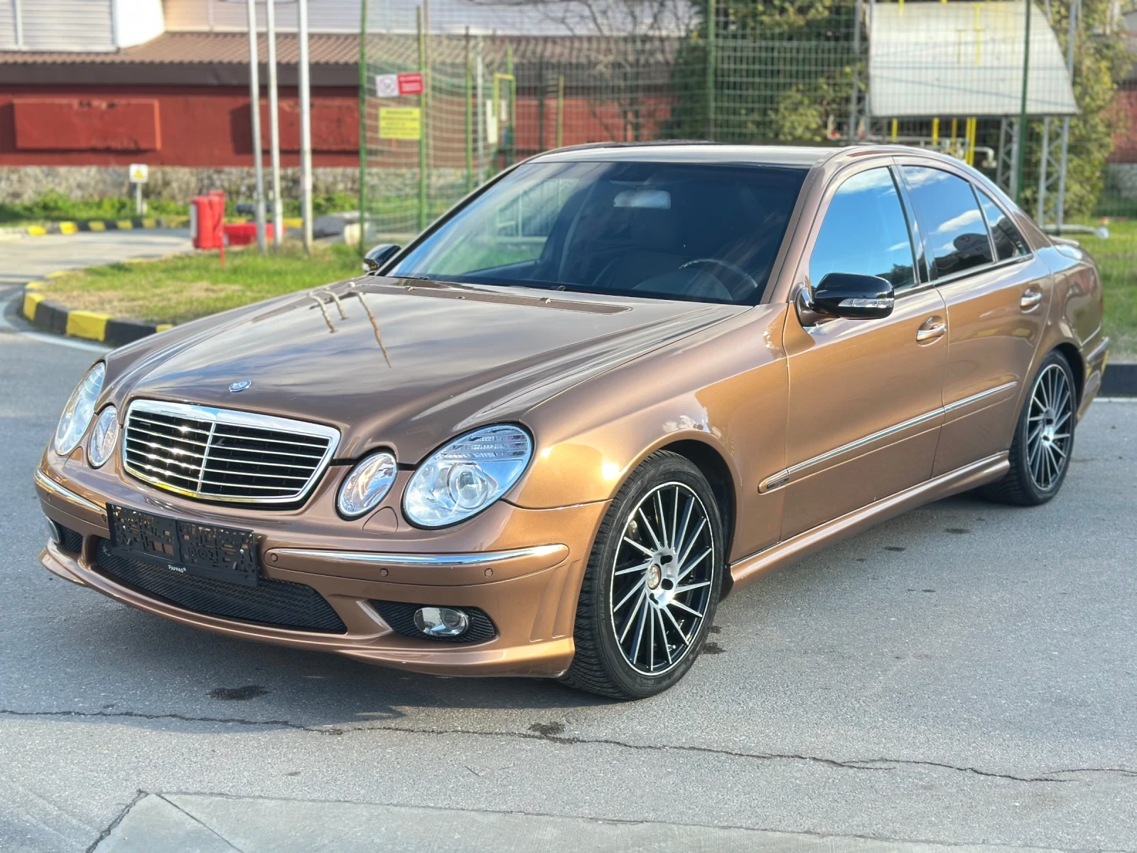 Mercedes-Benz E 320 3.2CDI AMG* Navi* Ksenon - изображение 5