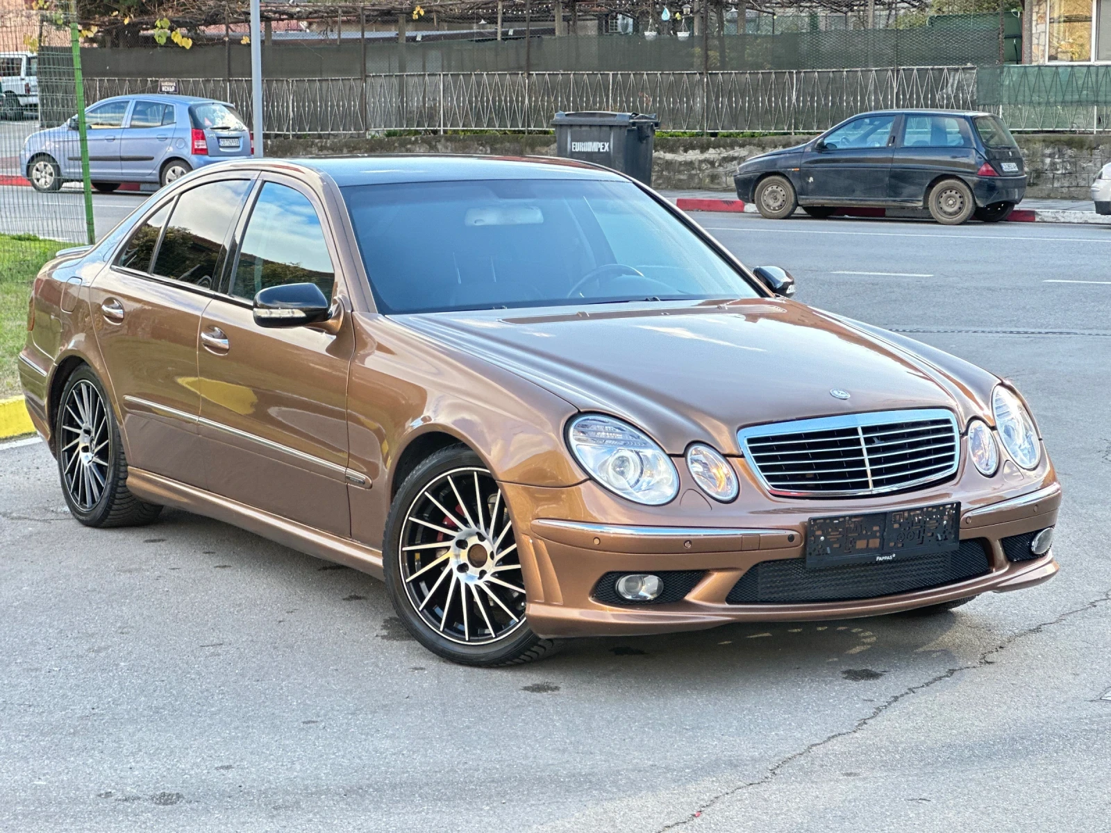 Mercedes-Benz E 320 3.2CDI AMG* Navi* Ksenon - изображение 2