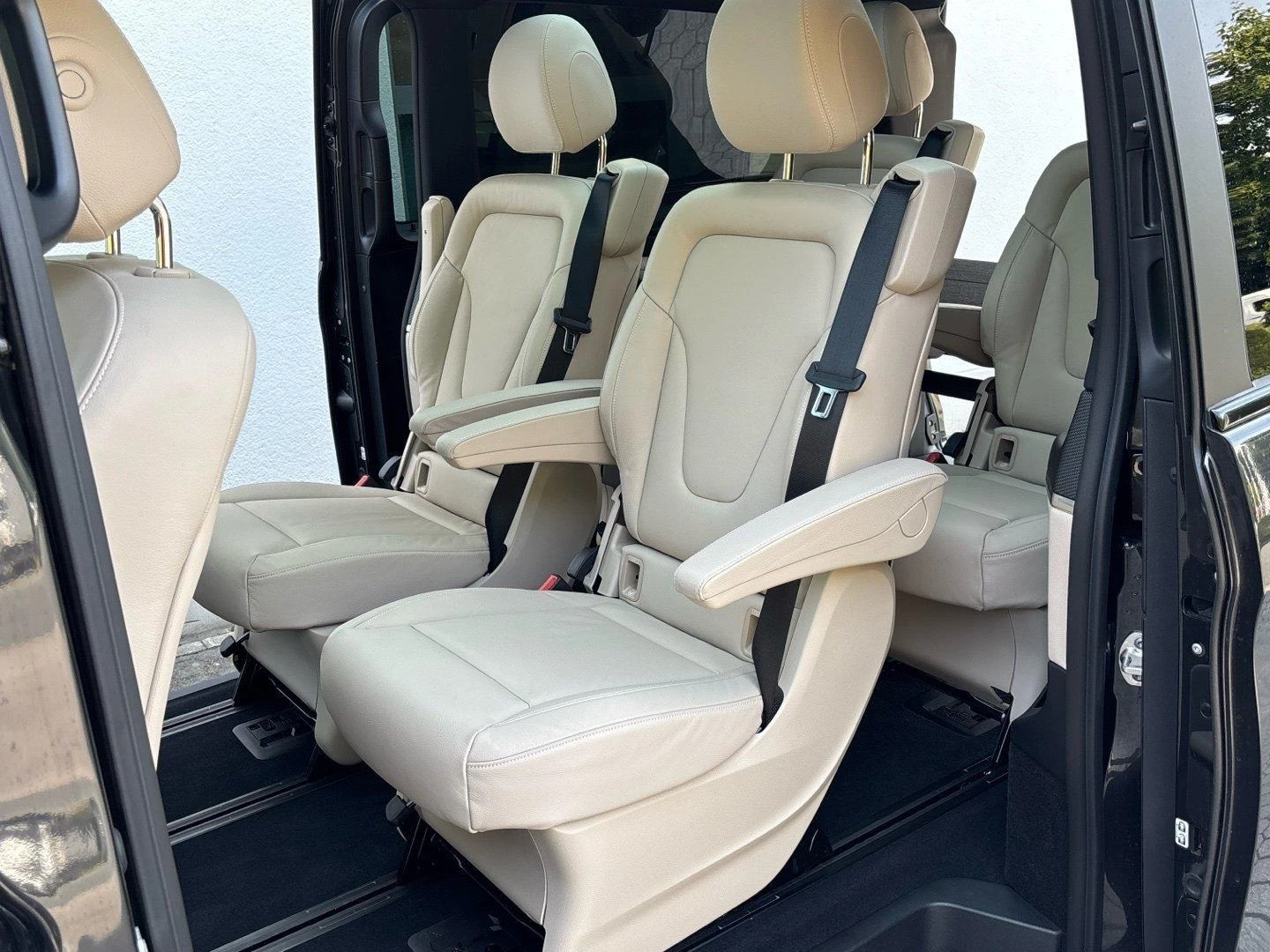 Mercedes-Benz V 300 d/AMG/4MATIC/LONG/AVANTGARDE/BURM/PANO/360 | Mobile.bg � ����������� 15