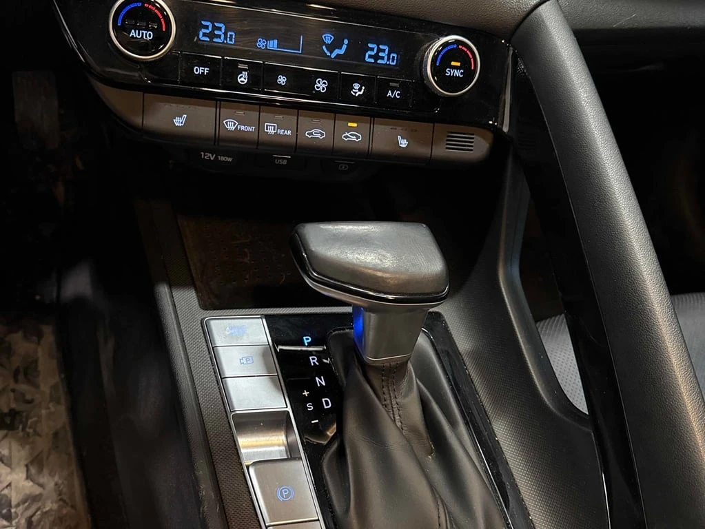 Hyundai Elantra 2021 Ultimate * CARFAX * ��� ������������ ������ | Mobile.bg � ����������� 12