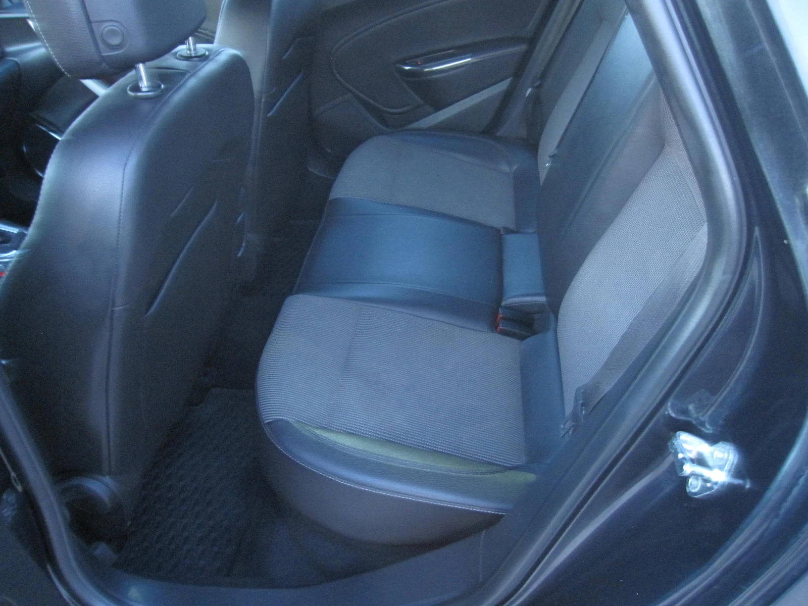 Opel Astra 1, 4-Cosmo, Limited Edition, NAVI, Кожа, , снимка 11 - Автомобили и джипове - 53802379