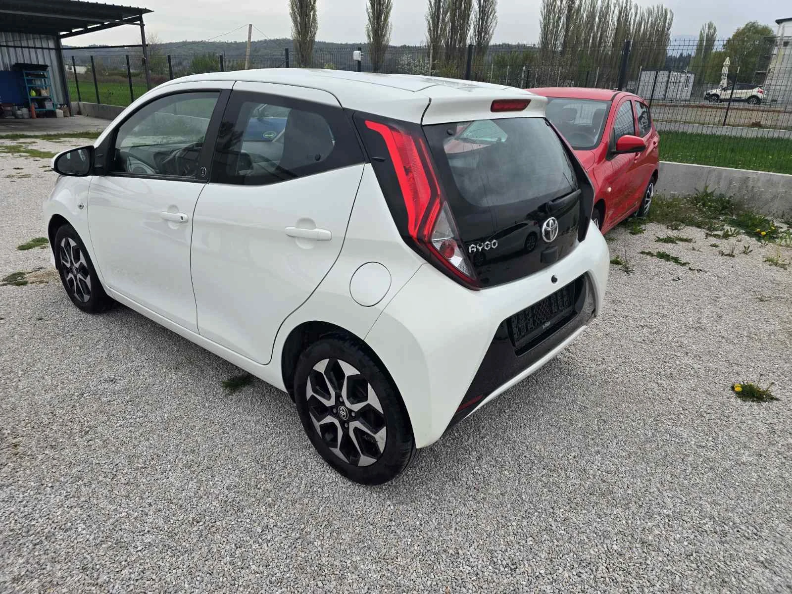 Toyota Aygo Камера| Джанти| Автопилот, снимка 7 - Автомобили и джипове - 54205133