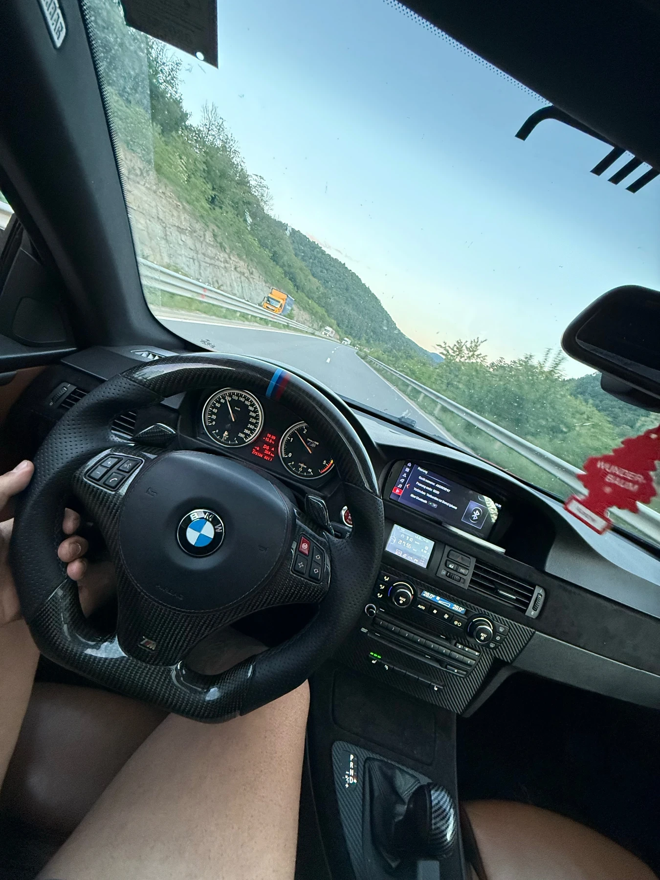 BMW 330 335d KEYLESS TOP, снимка 5 - Автомобили и джипове - 54620483