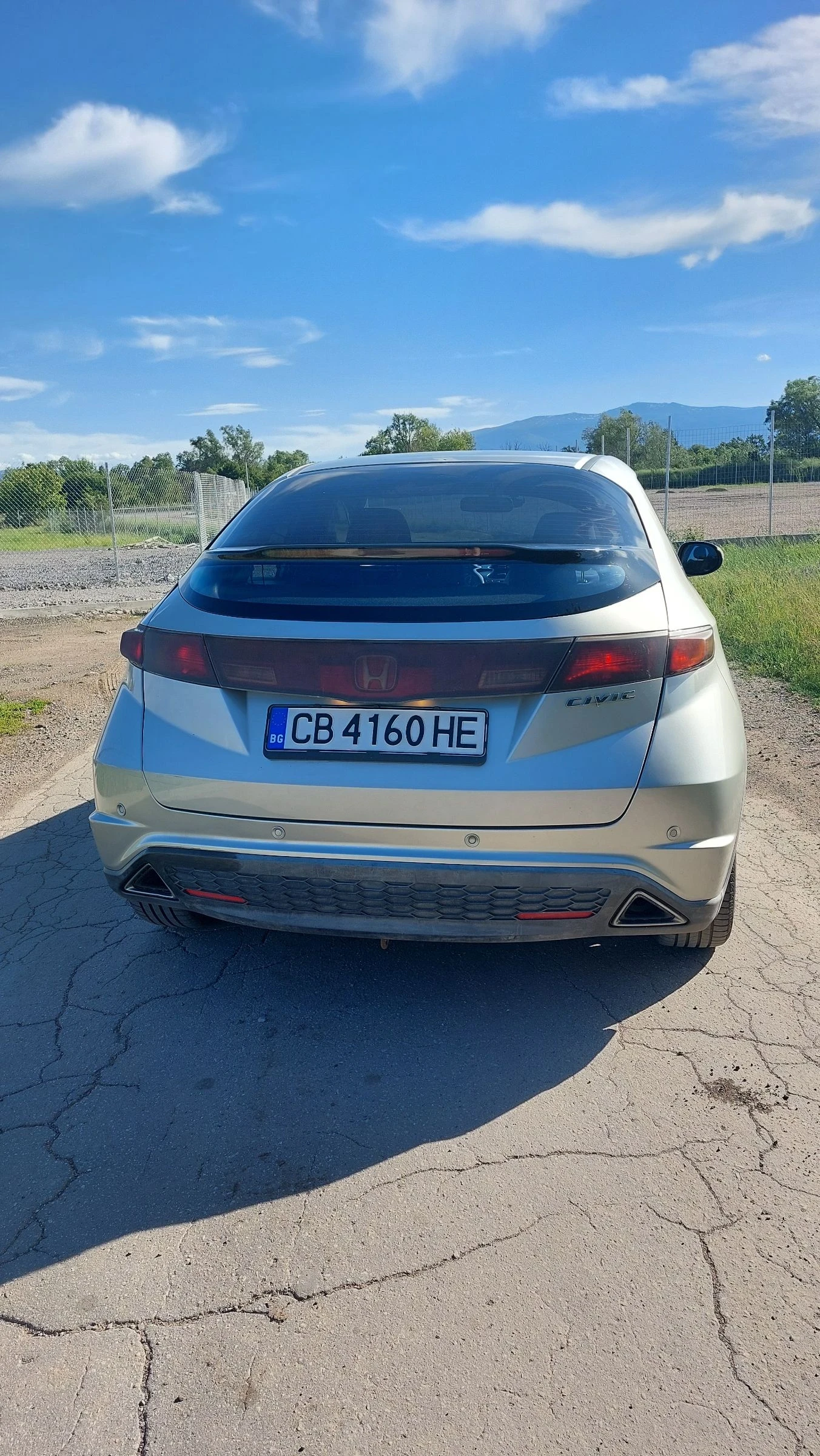 Honda Civic 1.8L I-VTEC газ/бензин, снимка 4 - Автомобили и джипове - 54727980