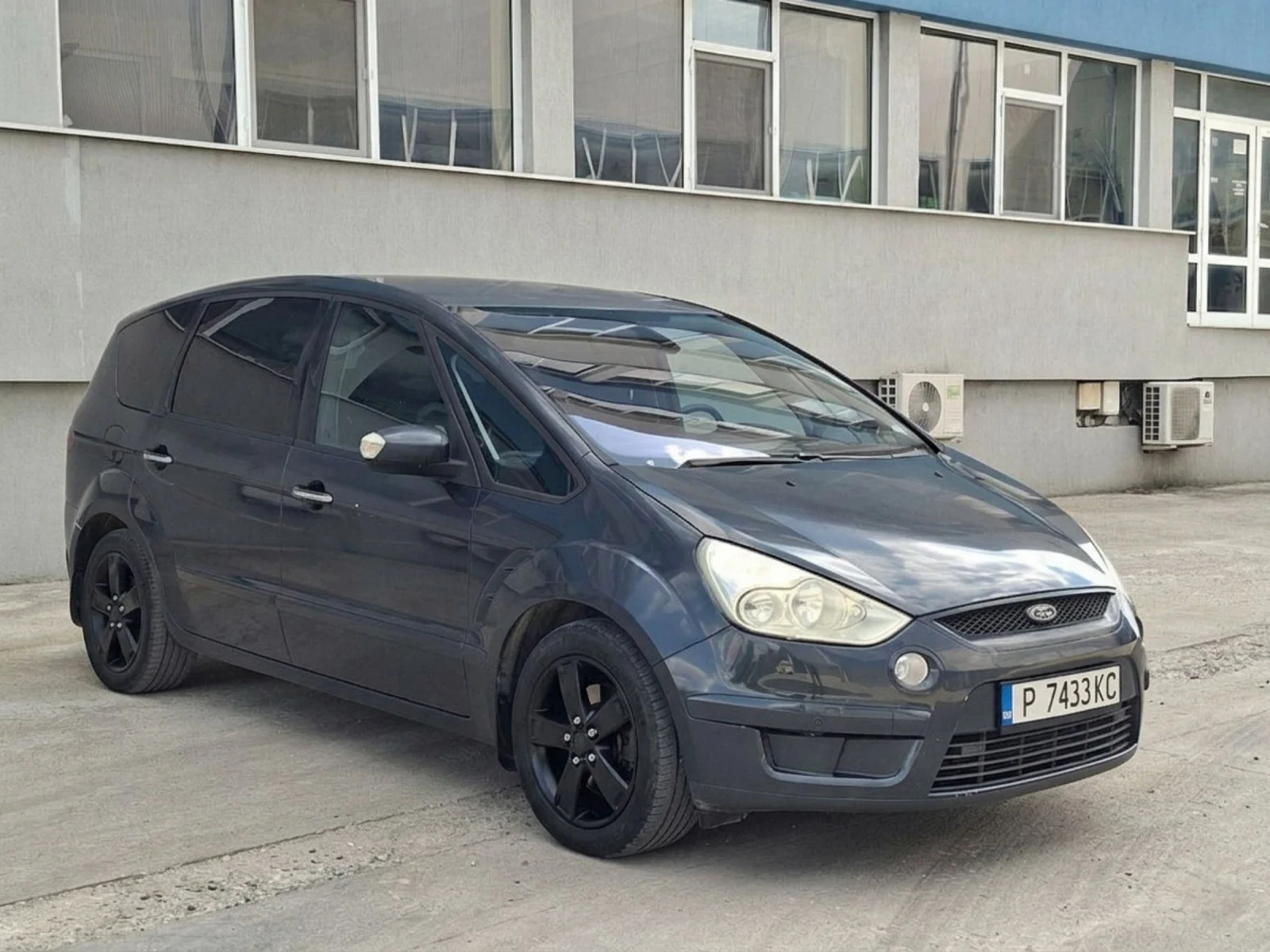 Ford S-Max 7-местен