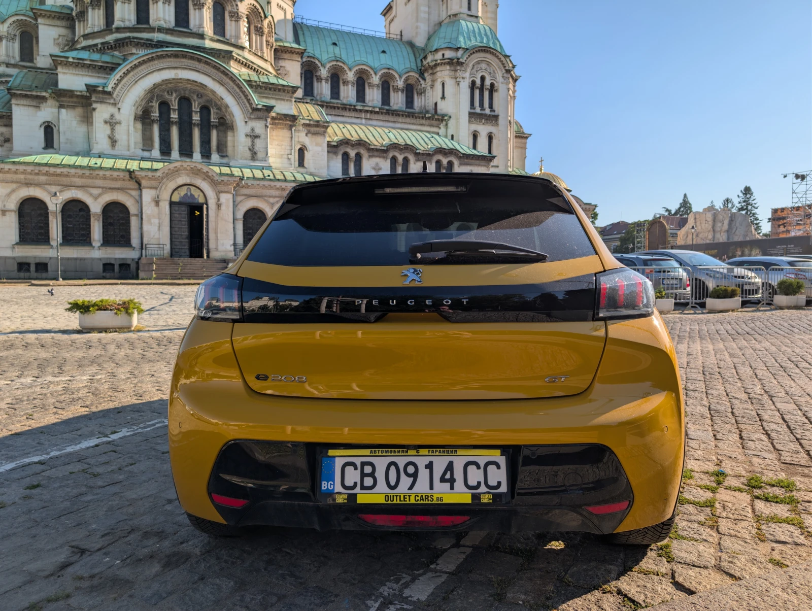 Peugeot 208 GT, снимка 6 - Автомобили и джипове - 55616383