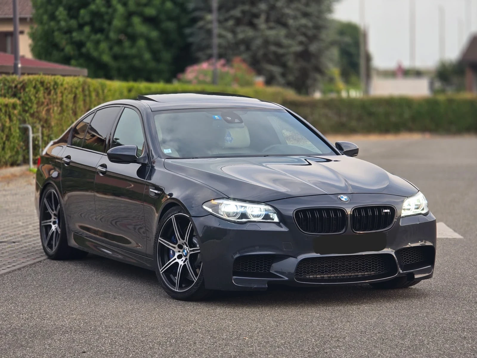 BMW M5, снимка 2 - Автомобили и джипове - 55650892