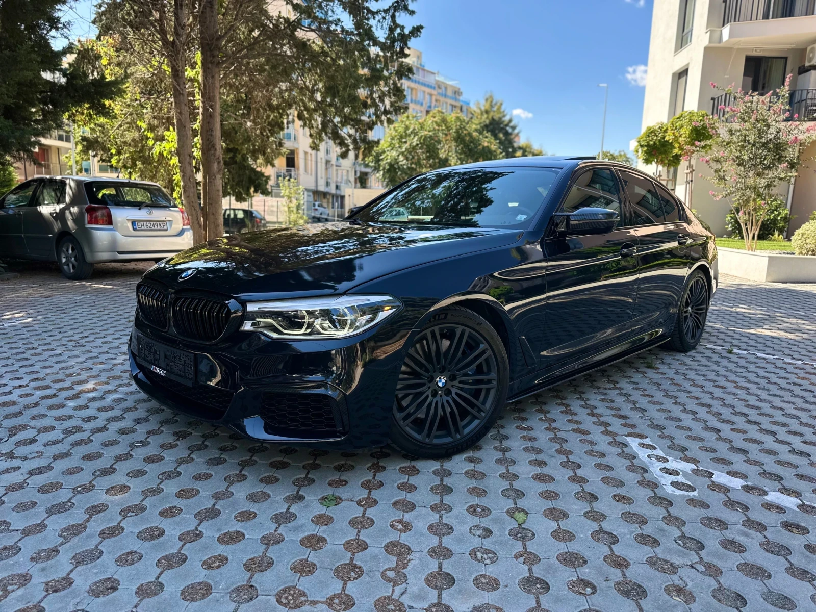 BMW 550 M550i* 2018* 115000* Vacuum* Harman* Cardon, снимка 2 - Автомобили и джипове - 56040293