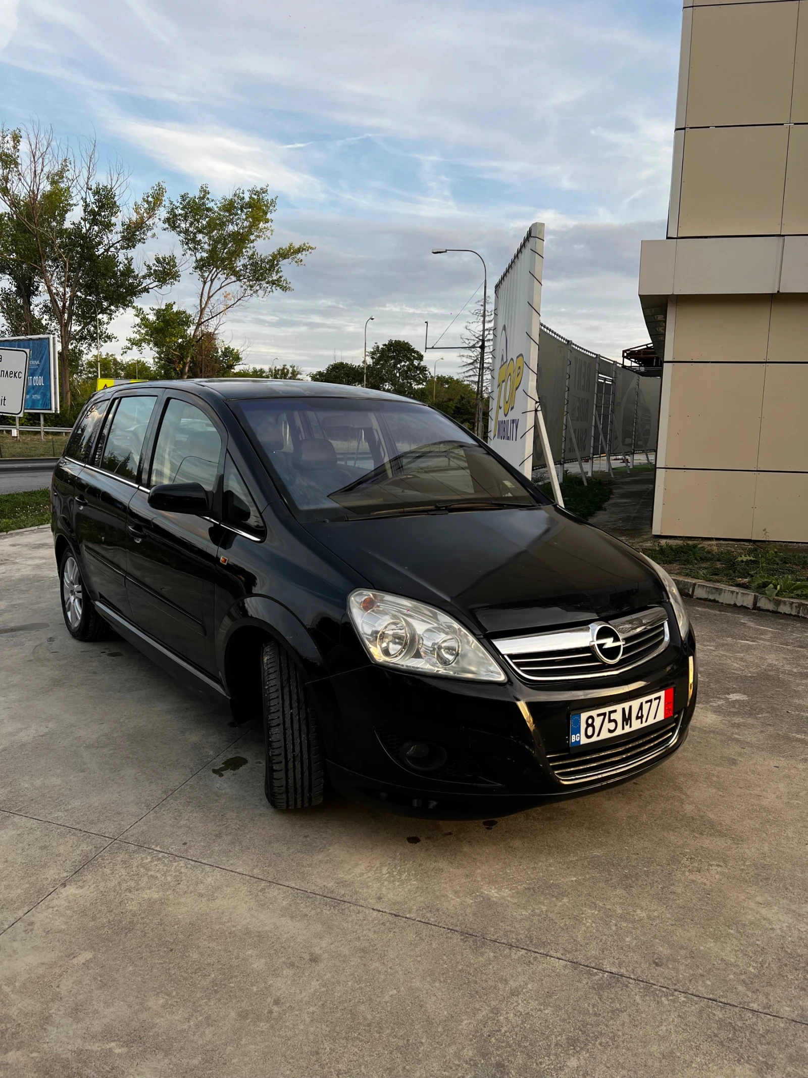 Opel Zafira 1.9 CDTI 16v 150к.с, снимка 2 - Автомобили и джипове - 56187594