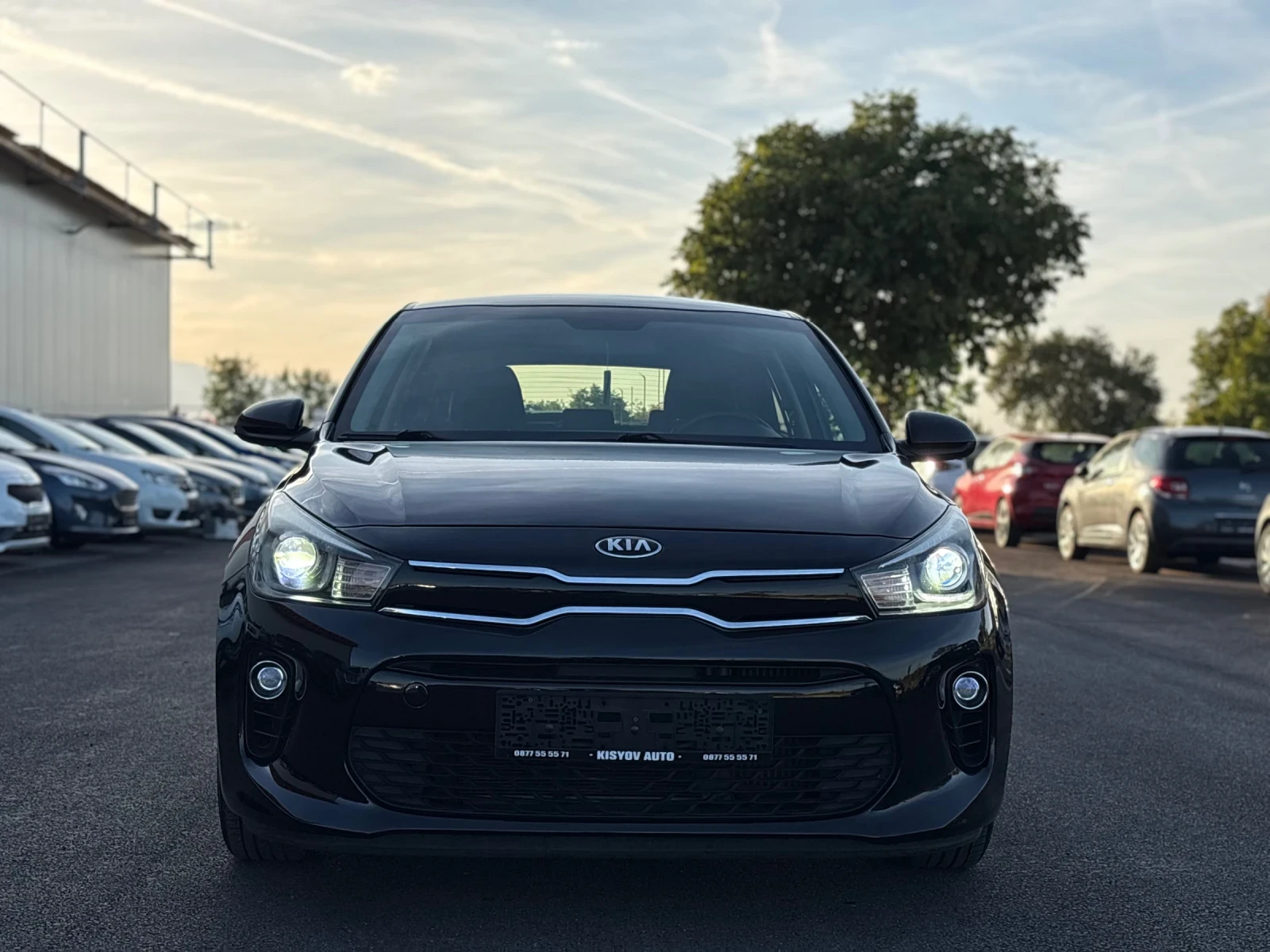 Kia Rio 1.4 CRDi 6ск* Камера* CarPlay* EURO6B* , снимка 2 - Автомобили и джипове - 56331175