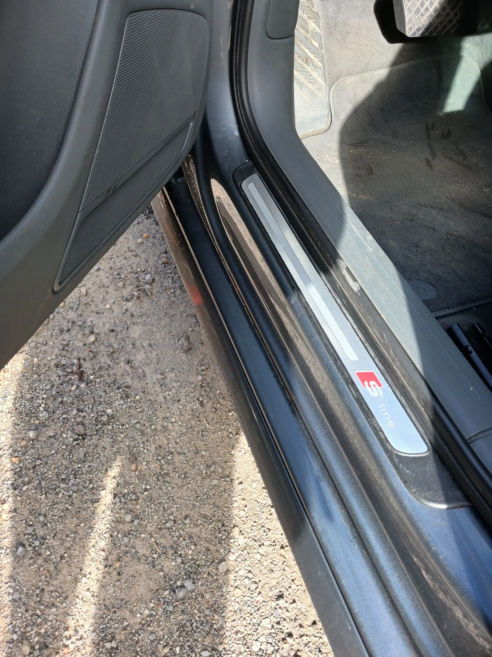 Audi A4 2.0 TDI 4?4, снимка 13 - Автомобили и джипове - 56684297