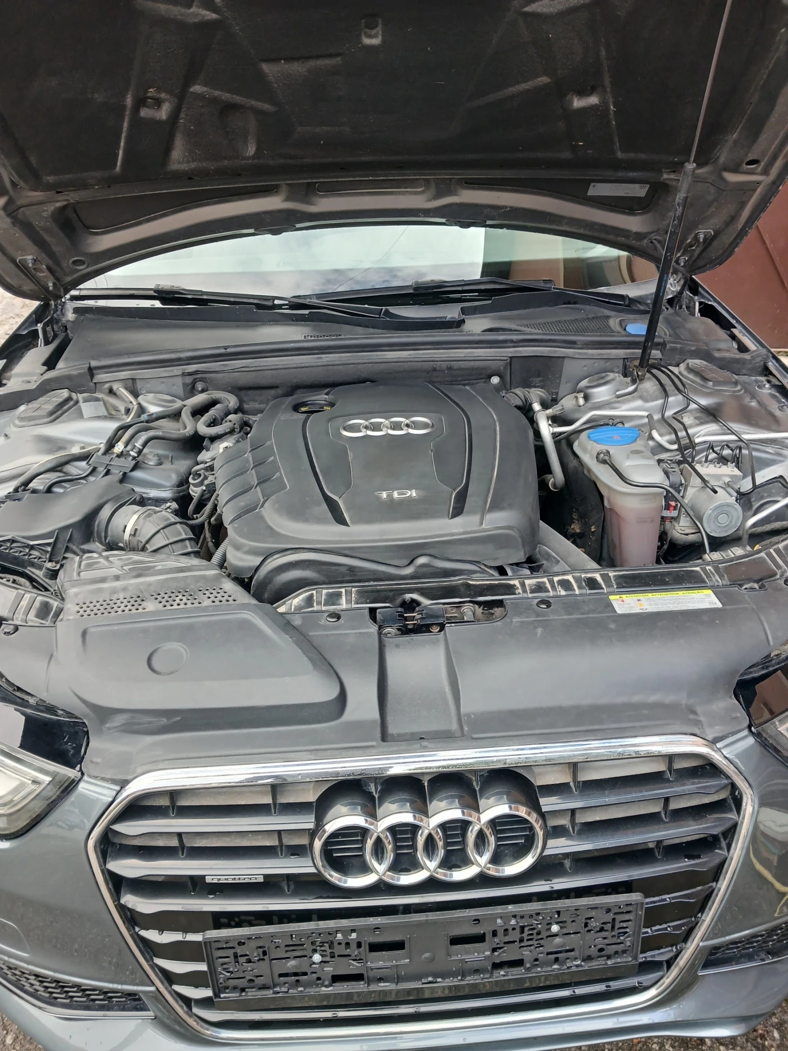 Audi A4 2.0 TDI 4?4, снимка 15 - Автомобили и джипове - 56684297