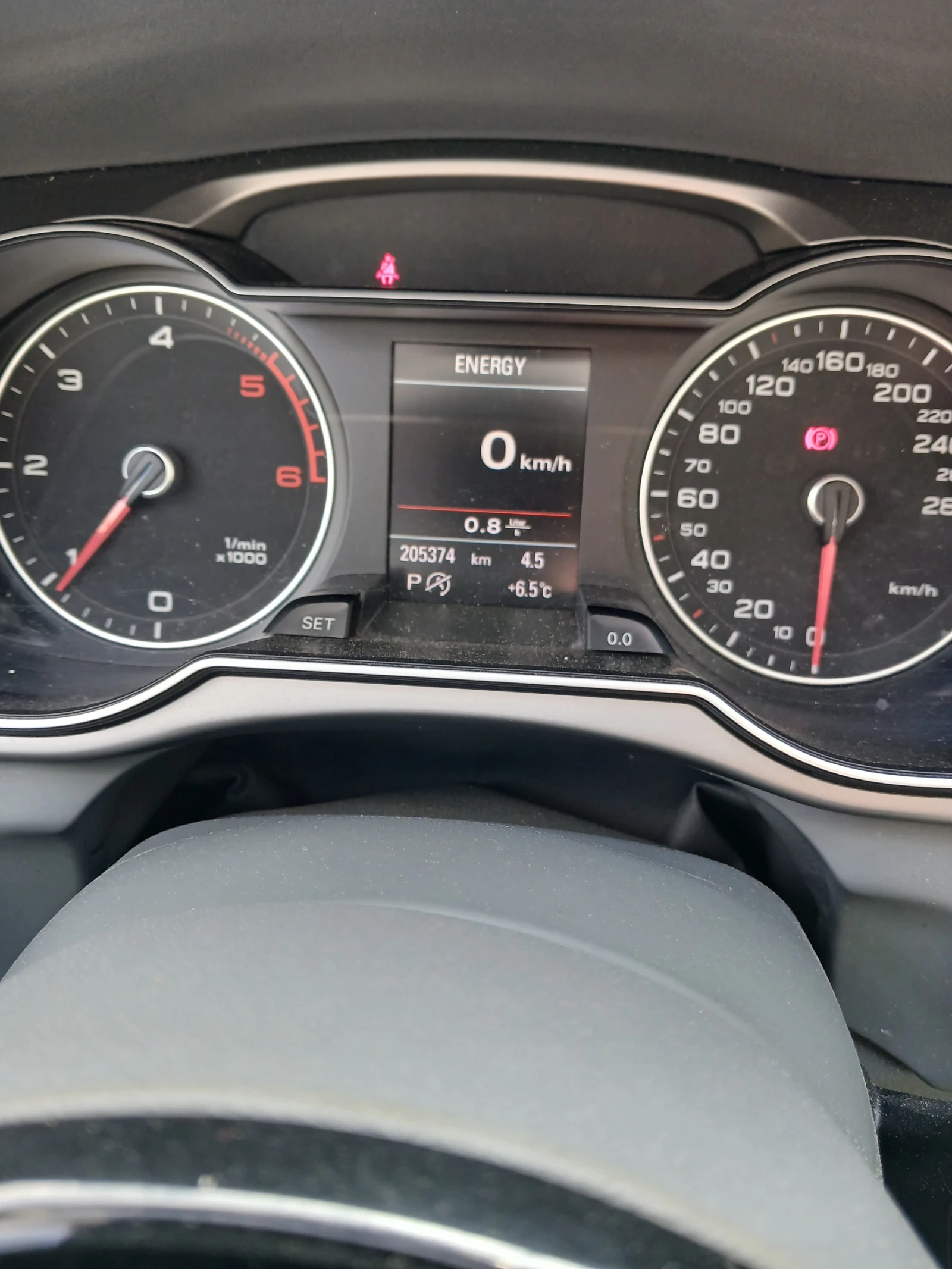 Audi A4 2.0 TDI 4?4, снимка 5 - Автомобили и джипове - 56684297