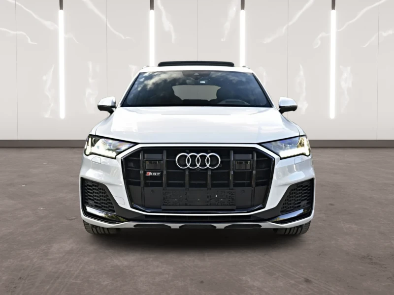 Audi SQ7 4.0V8T\LASER\Headup\Keyless\Panorama\360Cam\BOSE, снимка 2 - Автомобили и джипове - 52640914