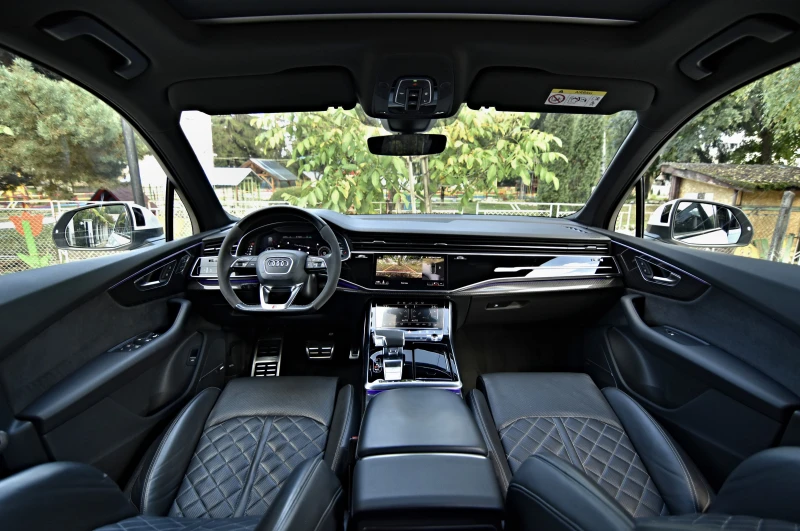 Audi SQ7 4.0V8T\LASER\Headup\Keyless\Panorama\360Cam\BOSE, снимка 16 - Автомобили и джипове - 52640914