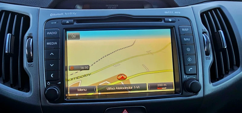 Kia Sportage 1.7 CRDI, снимка 14 - Автомобили и джипове - 52910901