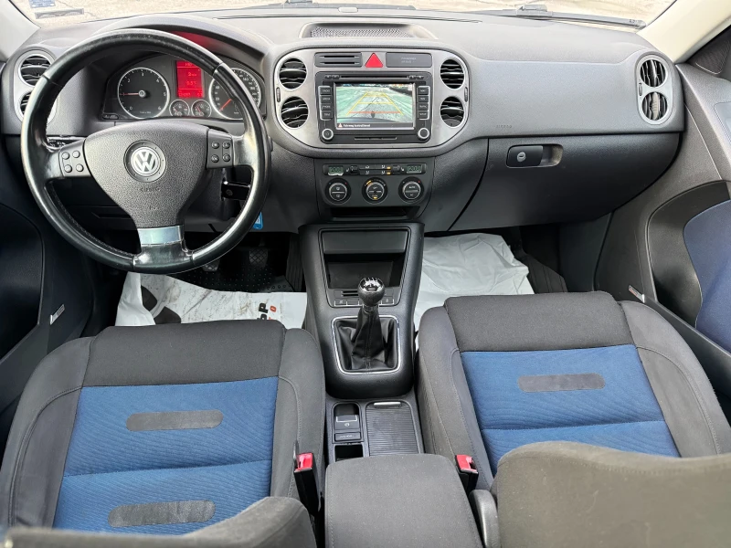 VW Tiguan, снимка 10 - Автомобили и джипове - 53271583