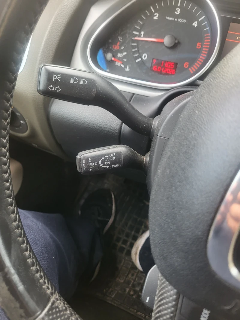 Audi Q7, снимка 7 - Автомобили и джипове - 53341202