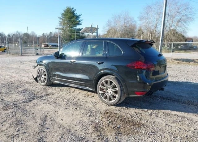 Porsche Cayenne, снимка 5 - Автомобили и джипове - 48984643