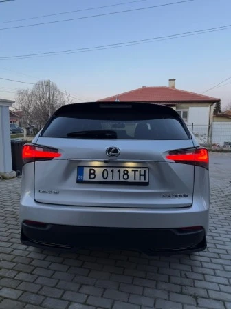 Lexus NX 300h SPORT, снимка 8 - Автомобили и джипове - 53951176