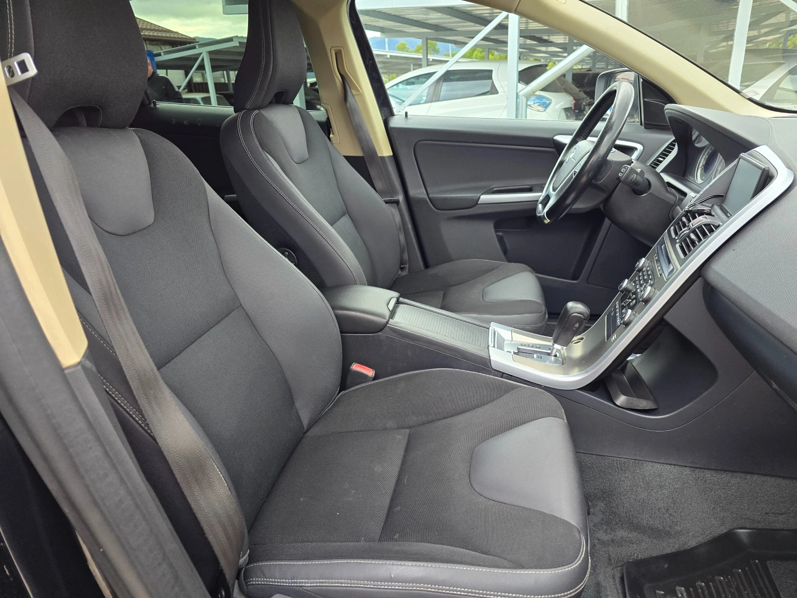 Volvo XC60 2.4 D  205 | Mobile.bg   13